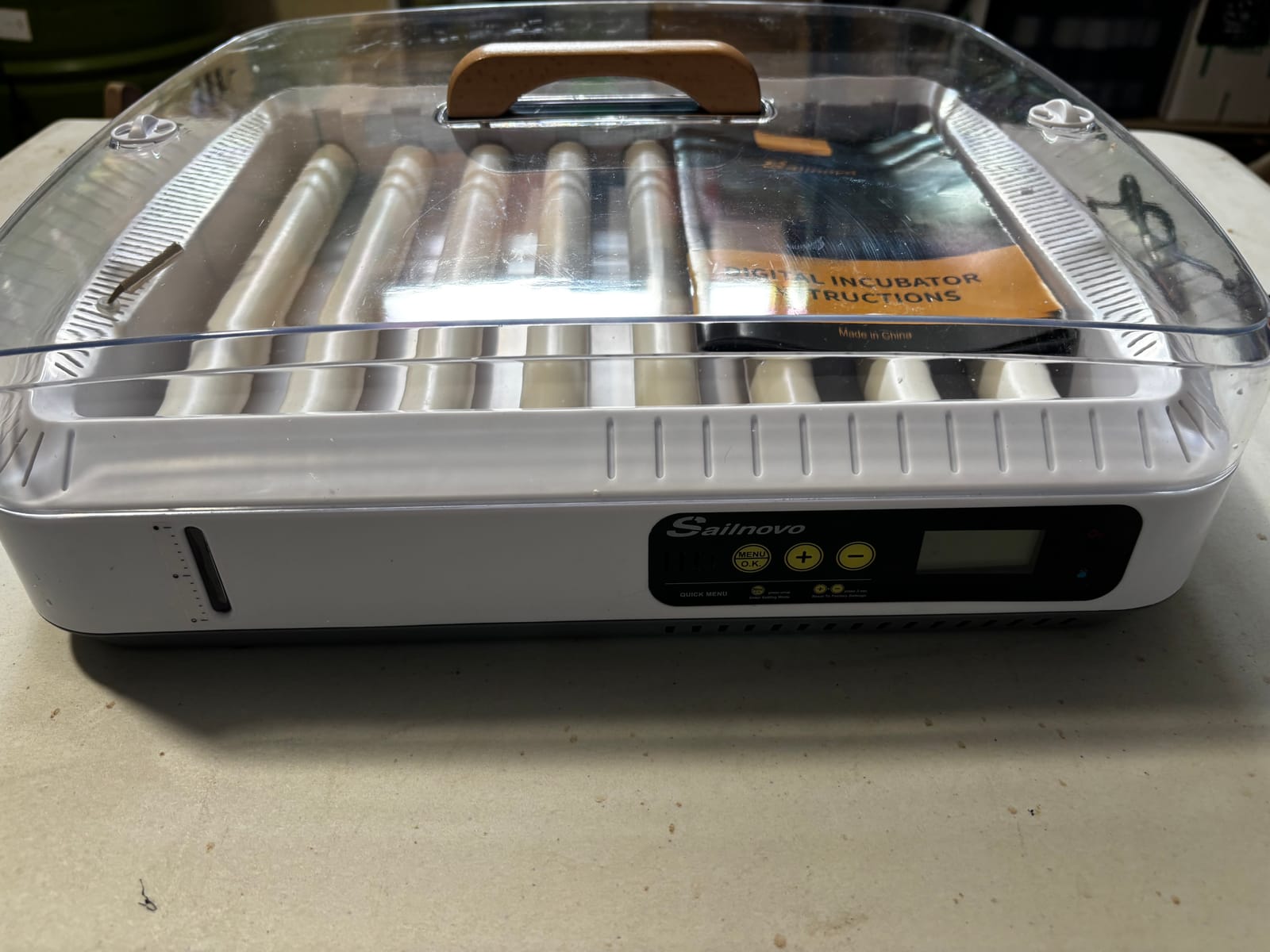 Incubadora automática nueva - imagen 1