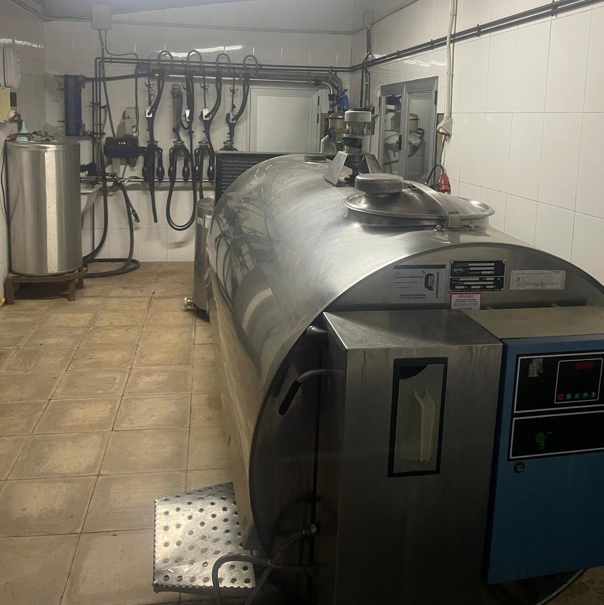 Ordeñadora automática delaval completa  - imagen 1