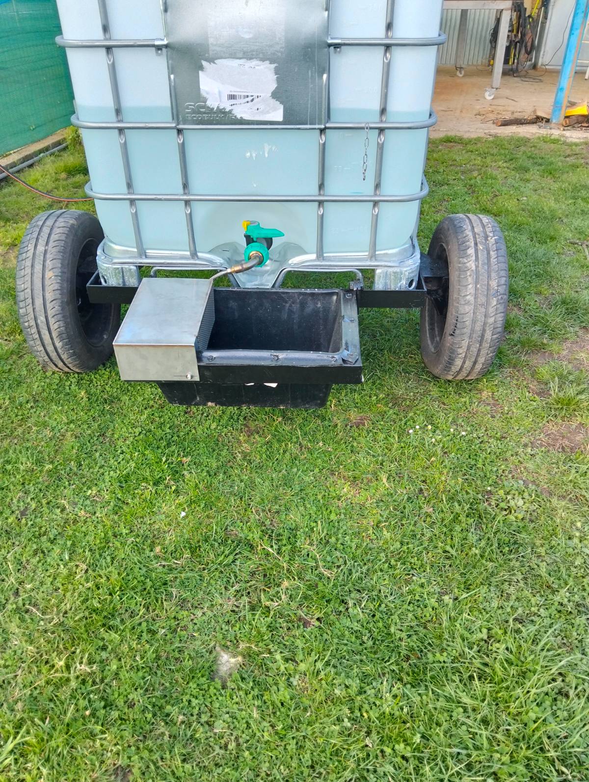 Cuba bebedero 1000 litros - imagen 1