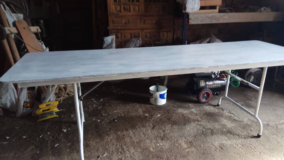 Vendo mesa para reuniones familiares - imagen 1