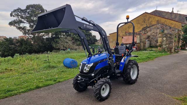 SOLÍS MINI TRACTOR - 26+ PALA TENIAS ME